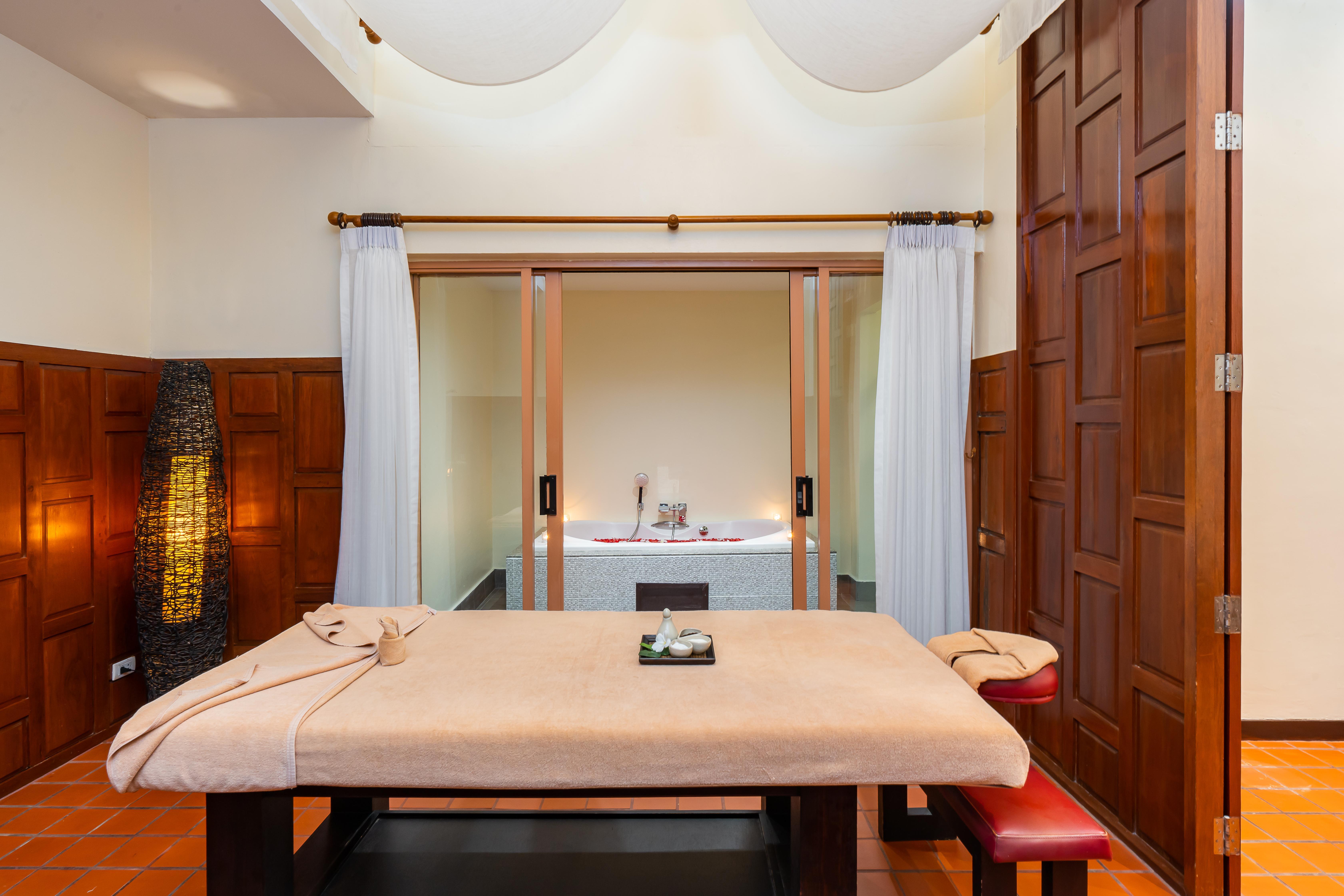 فندق ديوا فوكيت Nai Yang Beach المظهر الخارجي الصورة A treatment room at the BANYAN TREE Spa